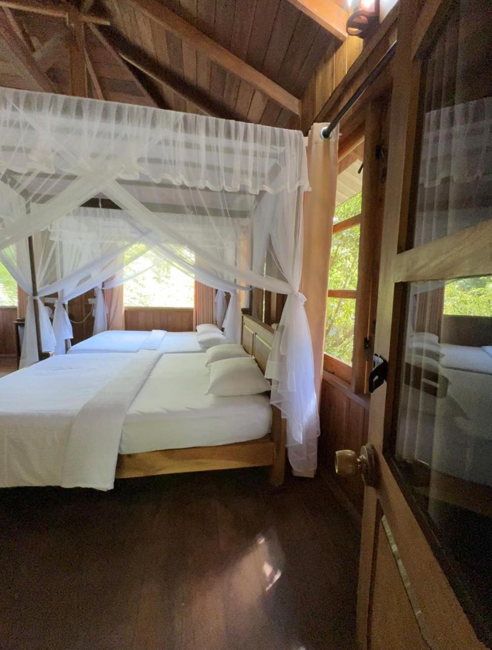 Habarana Tree House Mutu Village Exterior photo