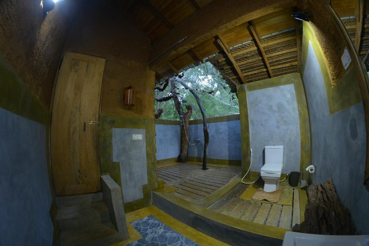 Habarana Tree House Mutu Village Exterior photo