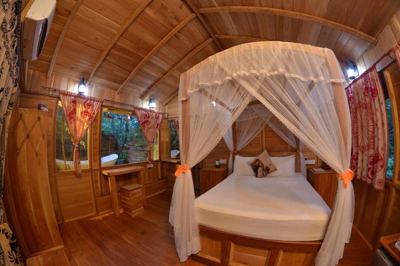 Habarana Tree House Mutu Village Exterior photo